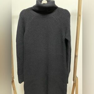 Chunky turtle neck knit dress